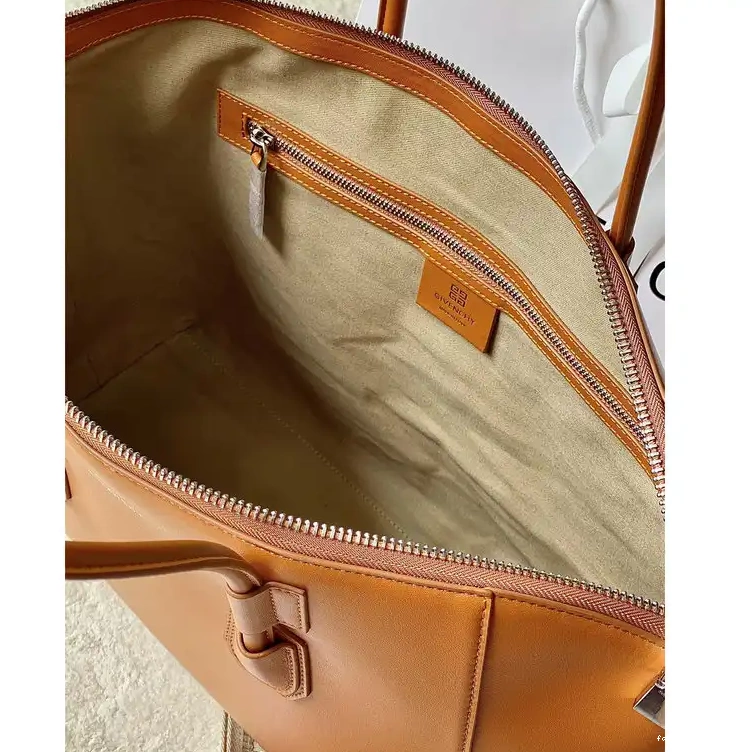 Fashionrep Givenchy 2209SW0084 Bag 0514